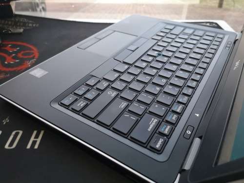 **EXCELLENT ULTRABOOK**DELL LATITUDE E7440*i5VPRO-4310U*4GB RAM*128GB SSD*BACKLIT KEYBOARD*FHD*3G*